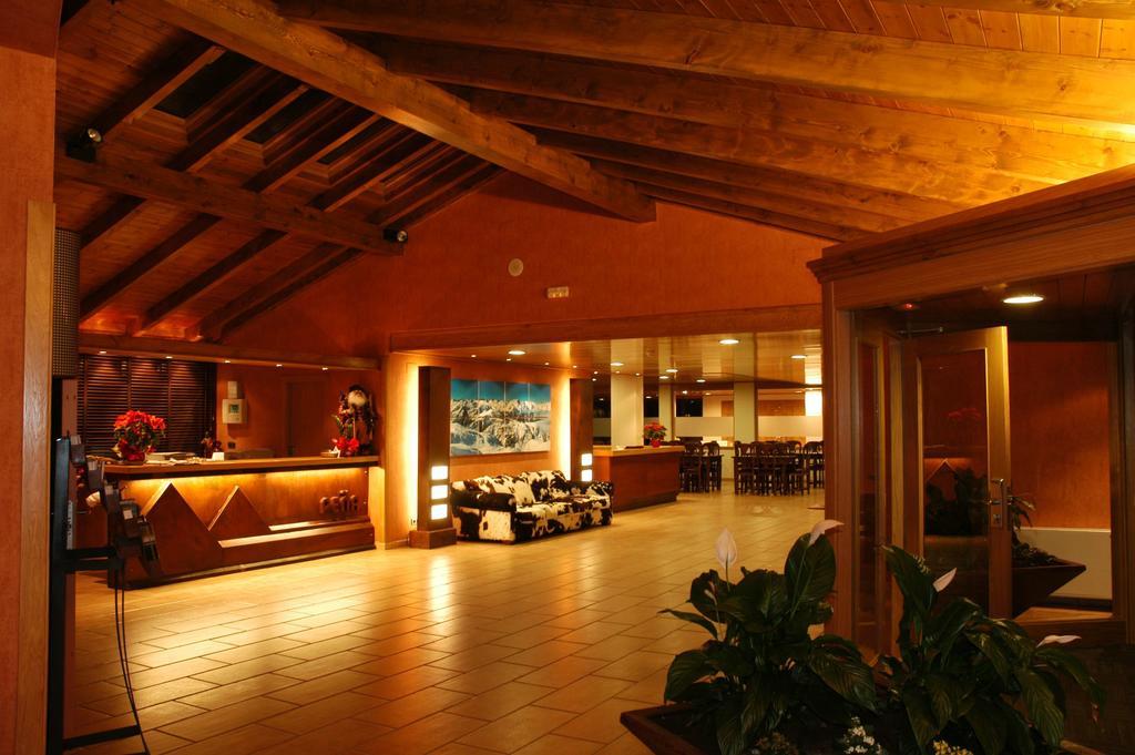 Hotel & Restaurante Pena Arros Exterior photo